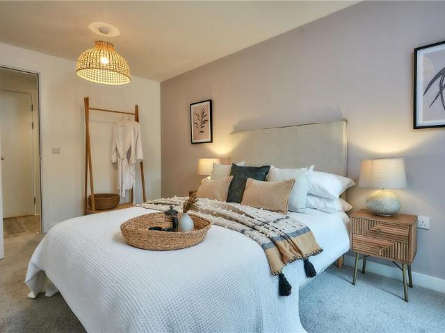 Flat for sale in Lockwood, Lockwood