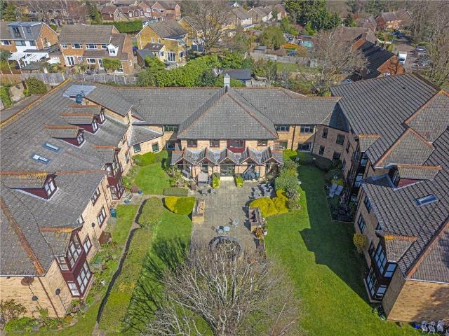 Flat for sale in Chavey Down, Winkfield