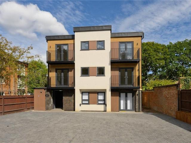 Flat for sale in St John's, Woking
