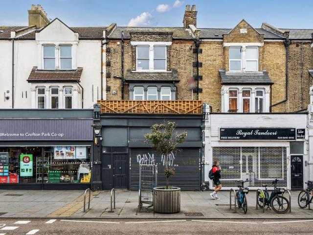 Flat for sale in London Borough of Lewisham, Brockley