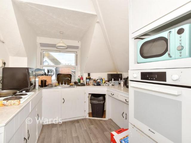 Flat for sale in Folkestone