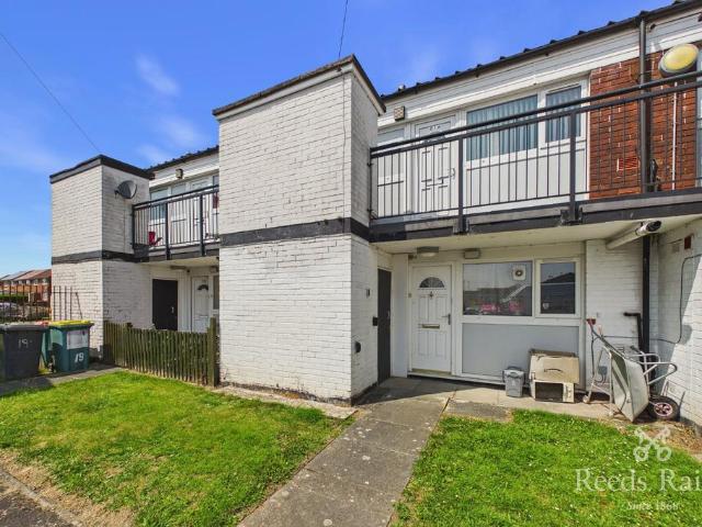 Flat for sale in Higher Bartle, Lancashire