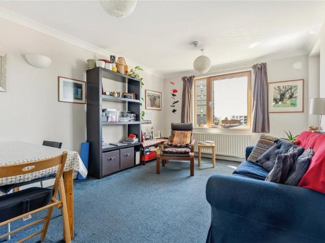 Flat for sale in St. George in the East, Shadwell