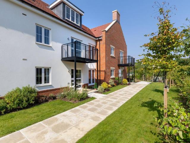Flat for sale in Pleasant Valley, Duton Hill