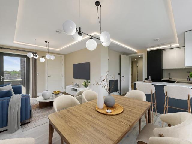 Flat for sale in London Borough of Hammersmith and Fulham, Greater London