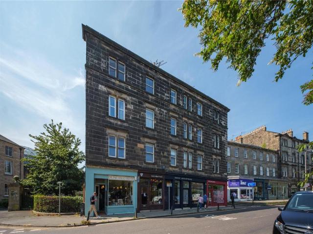 Flat for sale in Comely Bank, Scotland