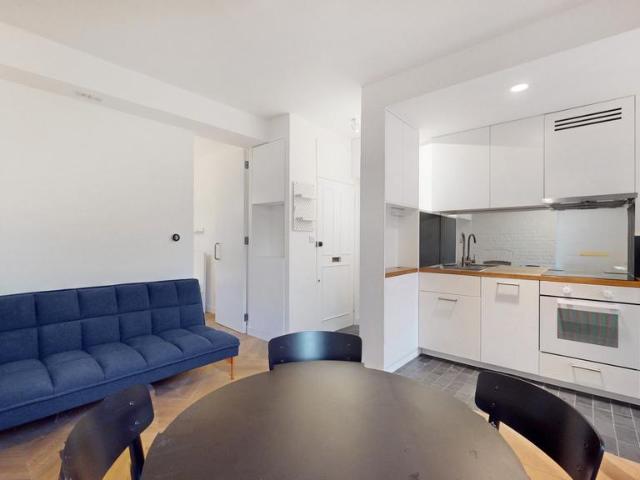 Flat for sale in St. George in the East, Greater London