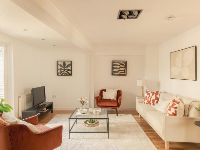 Flat for sale in Tappesfield Estate, Greater London