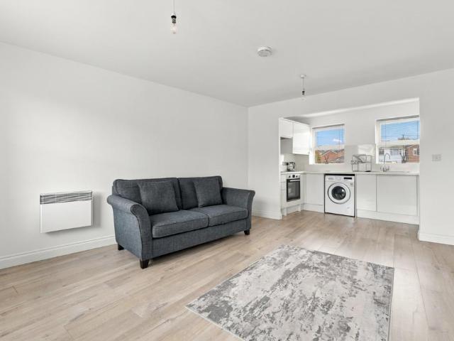 Flat for sale in Hockerill, East Hertfordshire
