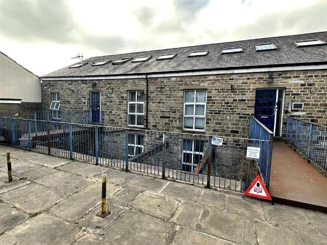 Flat for sale in Friendly, Sowerby Bridge