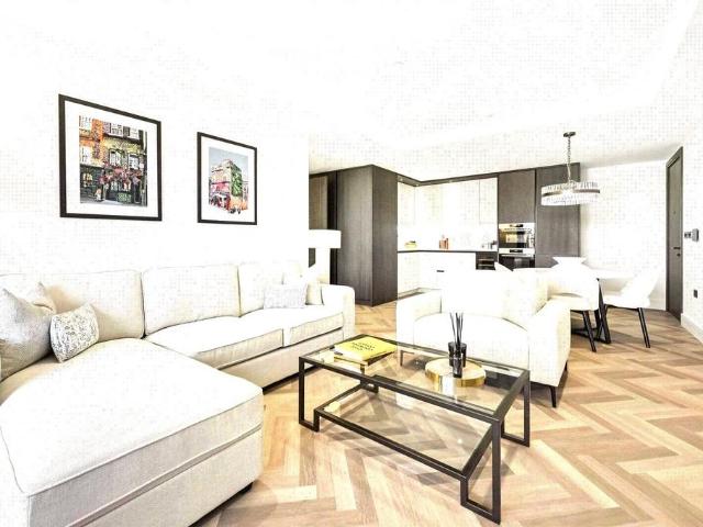 Flat for sale in The Borough, Greater London