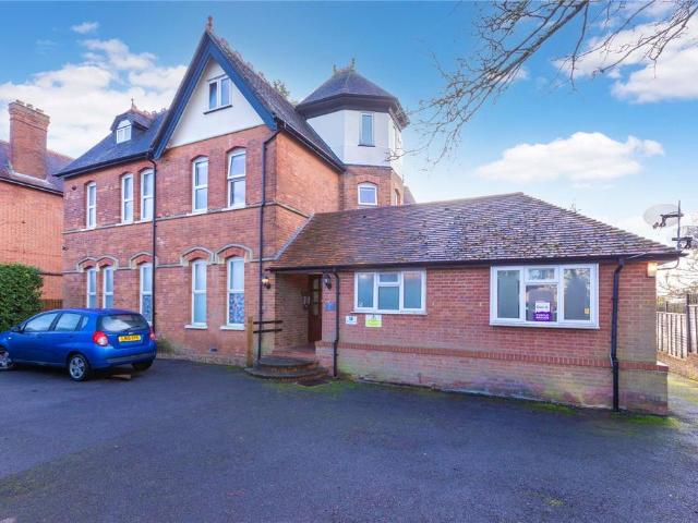 Flat for sale in St Marks, Maidenhead
