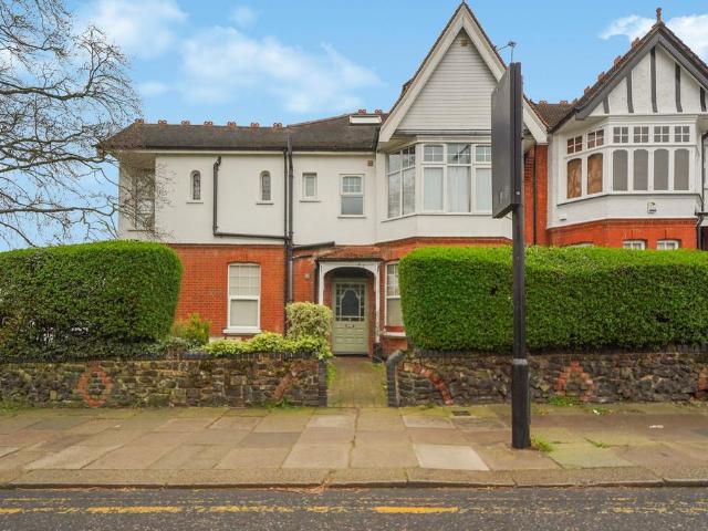 Flat for sale in Palmers Green, Isle Of Man