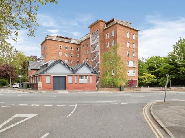 Flat for sale in Haddon, East Midlands