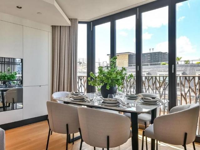 Flat for sale in East Marylebone, Greater London