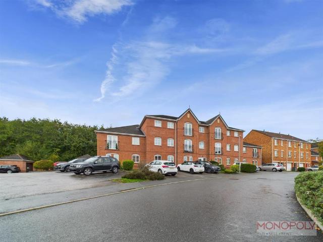 Flat for sale in Wrexham, Wales
