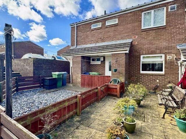 Flat for sale in Washington, Tyne And Wear