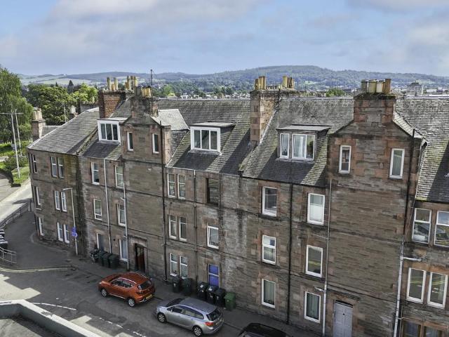 Flat for sale in Moneydie, Scotland