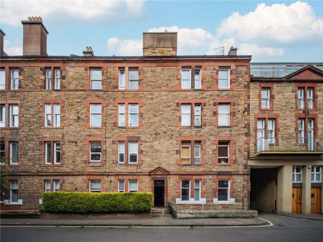 Flat for sale in Morningside, Scotland