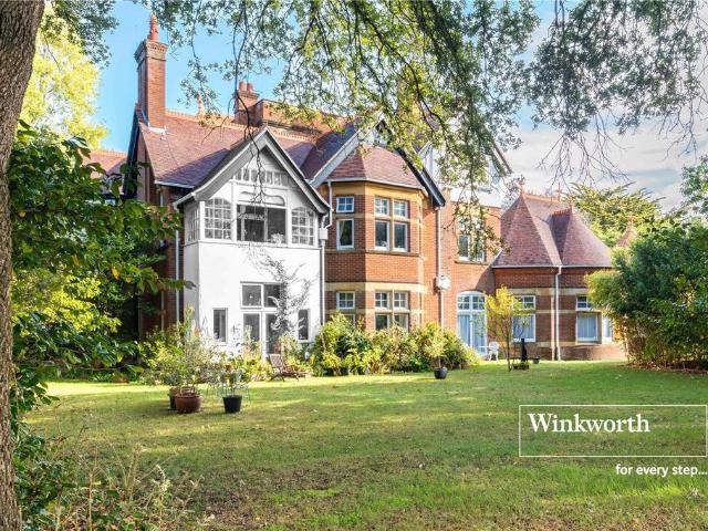 Flat for sale in Boscombe, Bournemouth