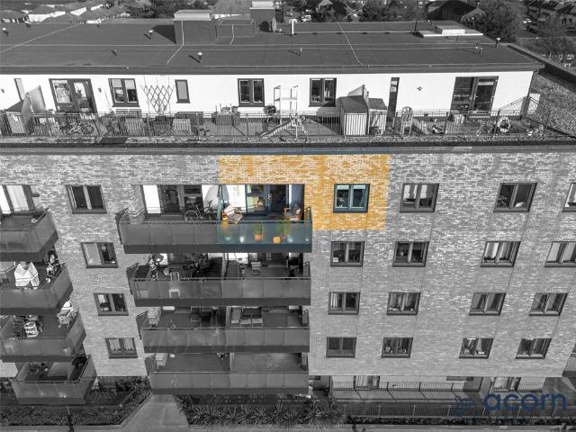 Flat for sale in Colindale, Greater London