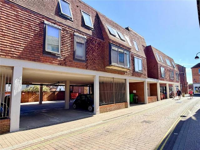 Flat for sale in Lymington, New Forest