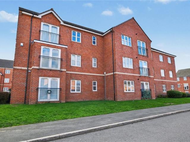 Flat for sale in Thorpe, West Yorkshire