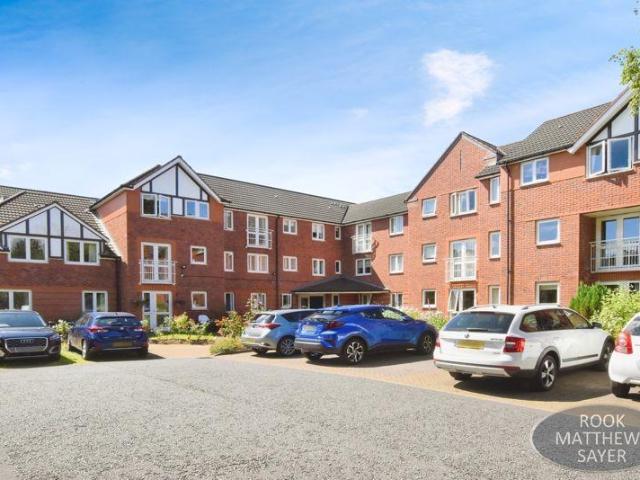 Flat for sale in South Gosforth, Newcastle Upon Tyne