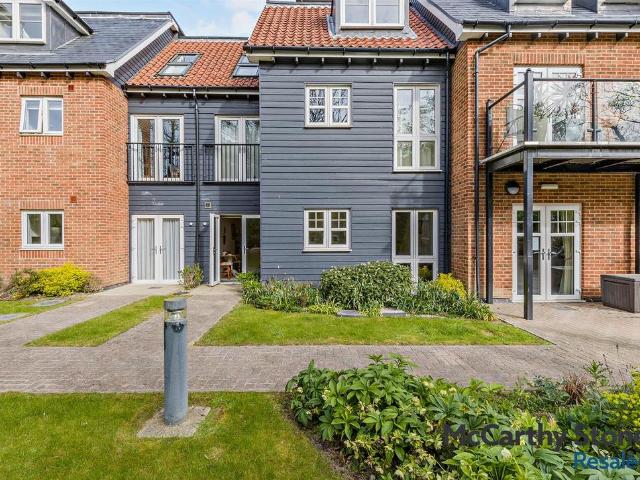 Flat for sale in Comers, Norfolk