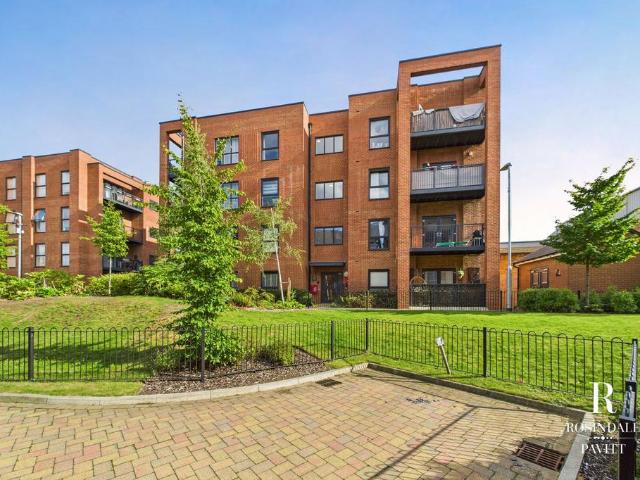 Flat for sale in London Borough of Sutton, Greater London