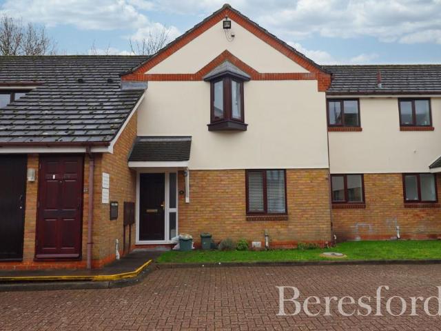 Flat for sale in Melbourne, Chelmsford