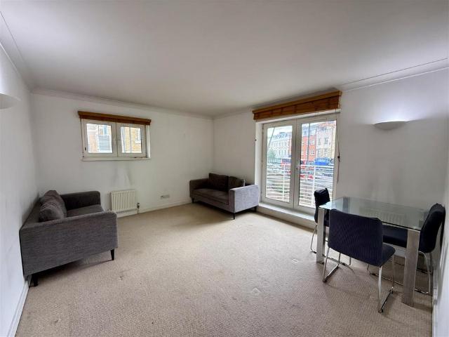 Flat for sale in Kensal Town, Maida Vale