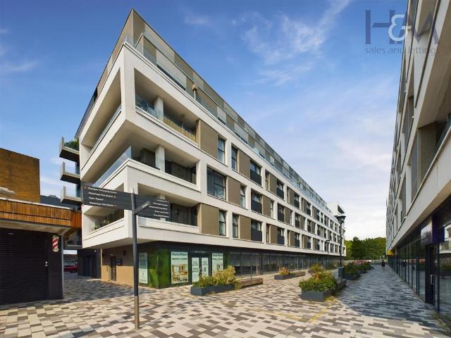 Flat for sale in Old Town, Shephall