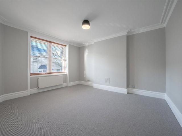 Flat for sale in Kensal Town, Maida Vale