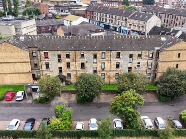 Flat for sale in Kilbowie, Clydebank