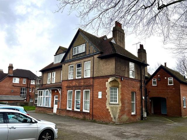 Flat for sale in Charlotteville, Westborough