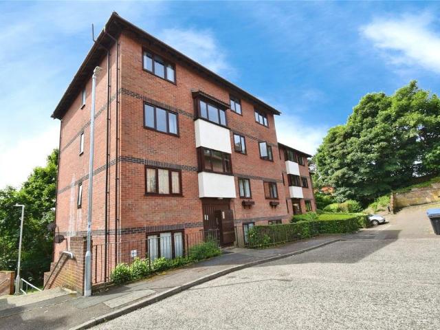 Flat for sale in California, Key Street