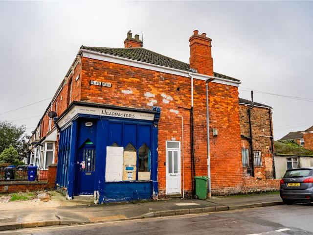 Flat for sale in Holme Hill, Grimsby