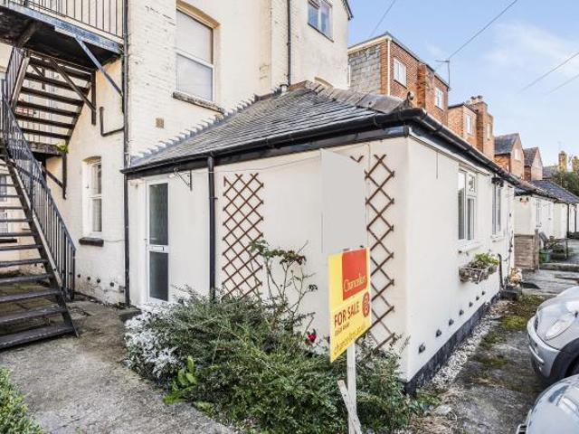 Flat for sale in Enborne, West Berkshire