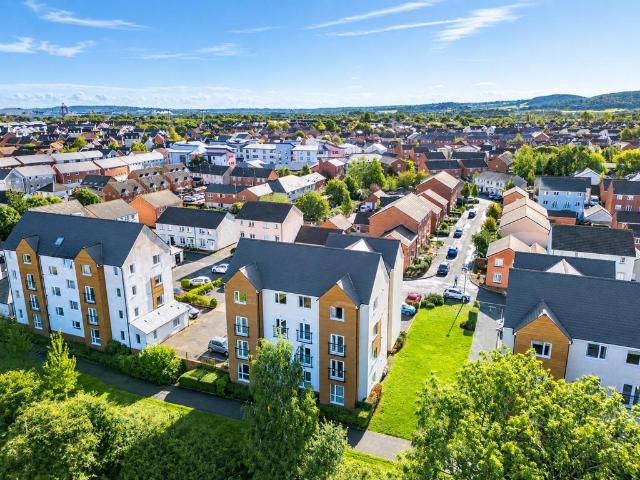 Flat for sale in Harbour Edge, Portishead