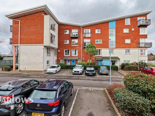 Flat for sale in Falcon Lodge, Wales