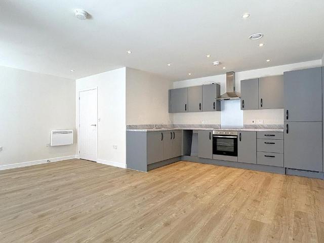 Flat for sale in Hamerton, Kent