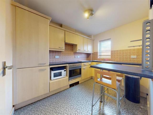 Flat for sale in Tiger Bay, Falcon Lodge