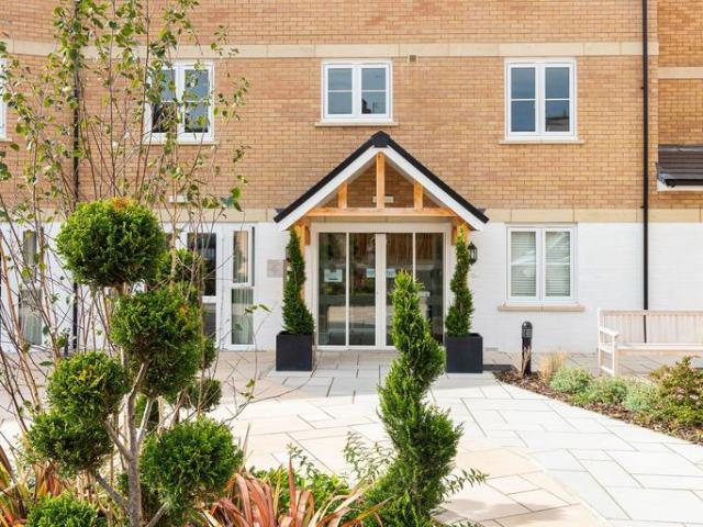 Flat for sale in Howard Estate, Chedburgh