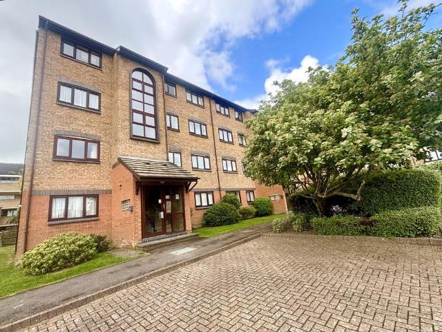 Flat for sale in Priddy's Hard, Middlecroft