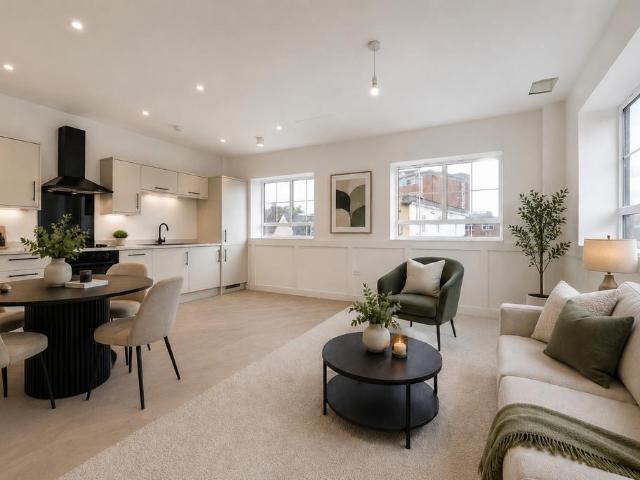Flat for sale in Trowbridge