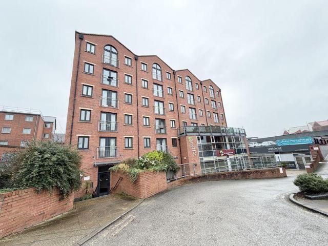 Flat for sale in Newtown, Two Mills