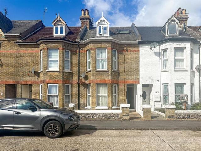Flat for sale in Clapham, West Sussex