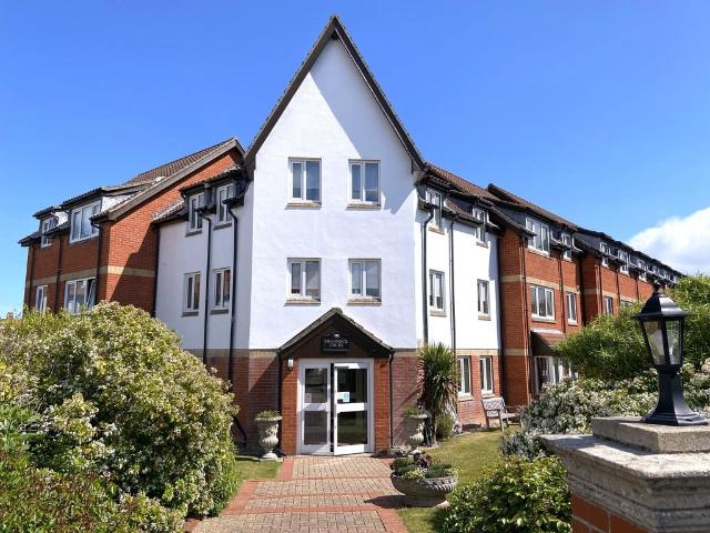 Flat for sale in Comers, Norfolk
