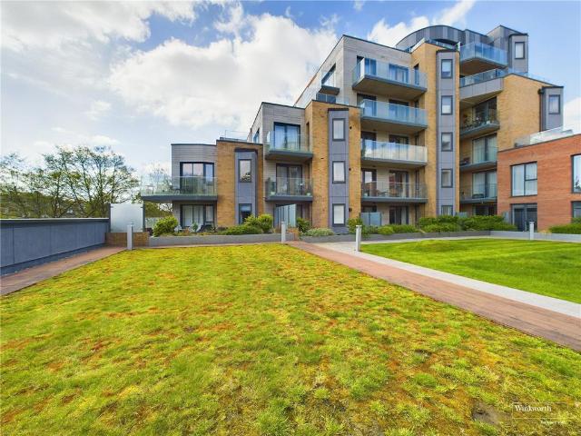 Flat for sale in Reading